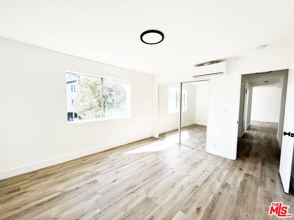 Hawthorne, CA 90250,11430 Cedar AVE #1