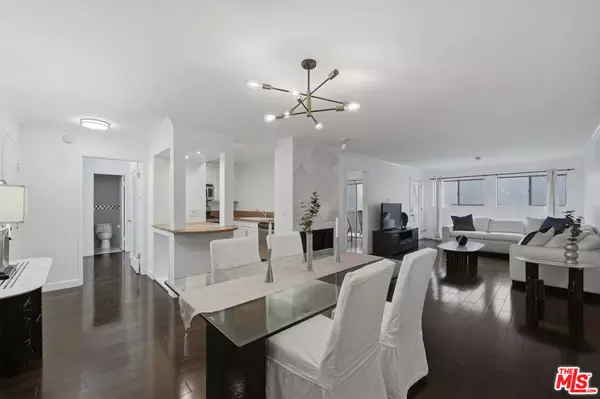 Los Angeles, CA 90034,10732 Woodbine ST #3