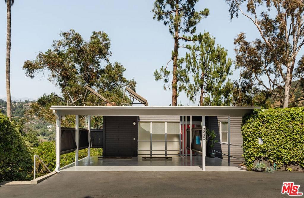 Glendale, CA 91206,2980 Edgewick RD