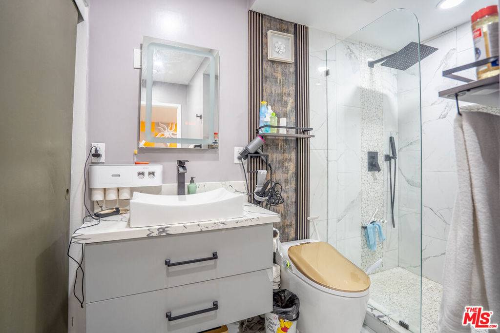 La Mirada, CA 90638,12203 Santa Gertrudes AVE #64