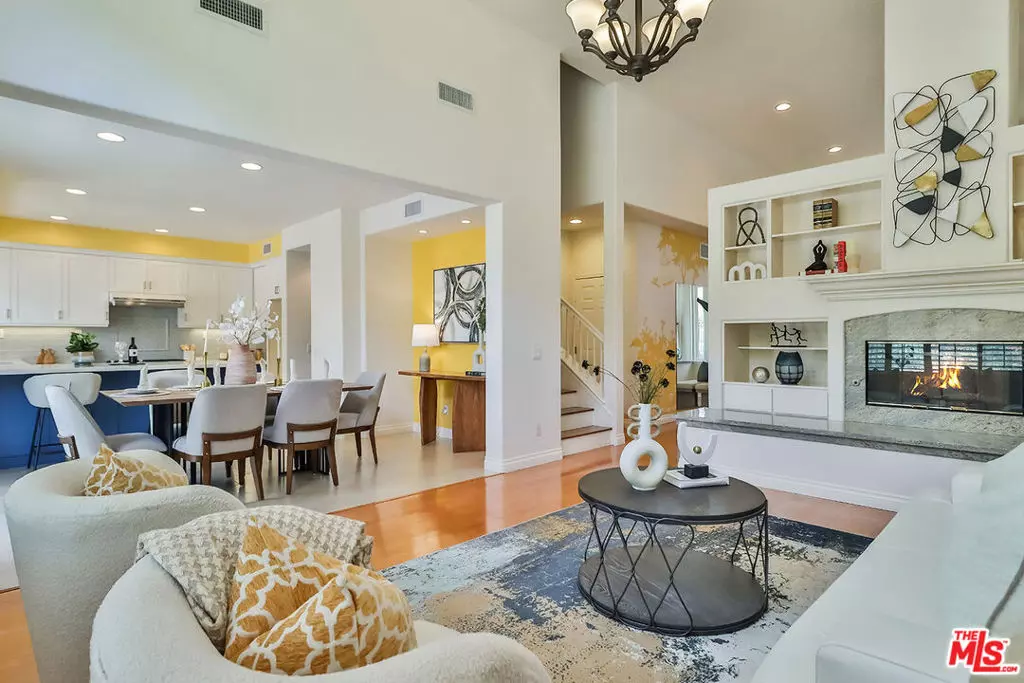 Thousand Oaks, CA 91362,2857 Limestone DR