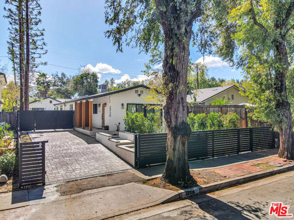 Woodland Hills, CA 91364,22126 De La Osa ST