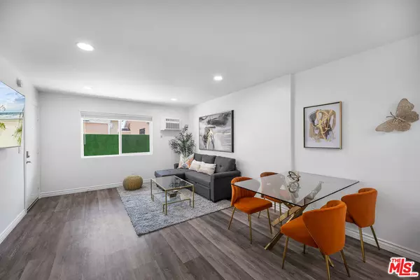 1623 Menlo AVE #Apt 3, Los Angeles, CA 90006