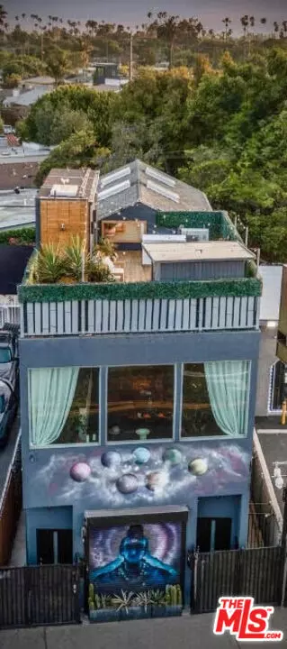Venice, CA 90291,2515 Lincoln BLVD