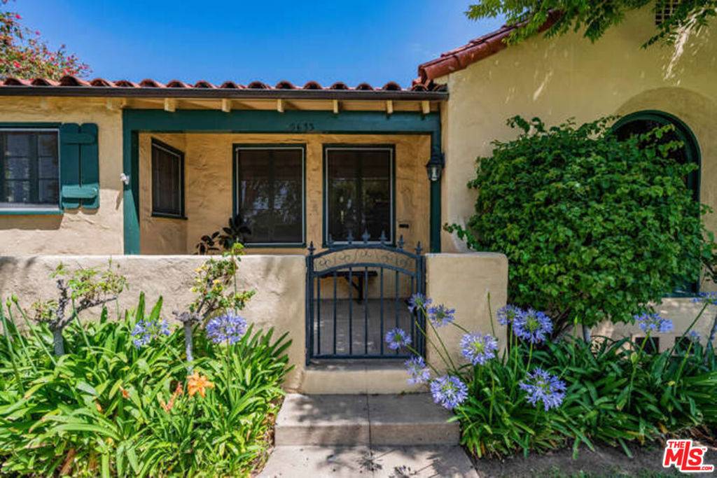 Los Angeles, CA 90024,10633 Rochester AVE