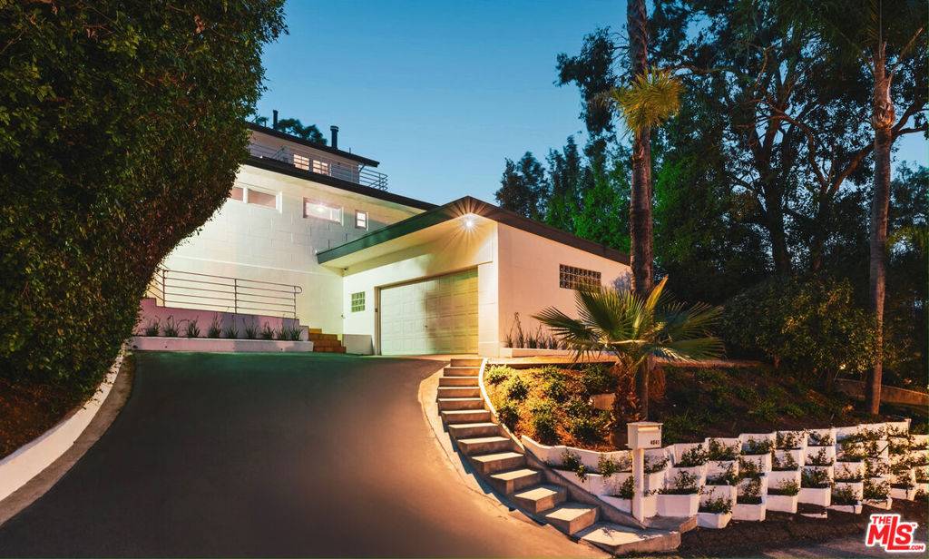 4041 Davana RD, Sherman Oaks, CA 91423
