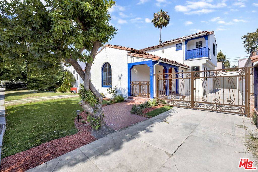 4250 9th AVE, Los Angeles, CA 90008
