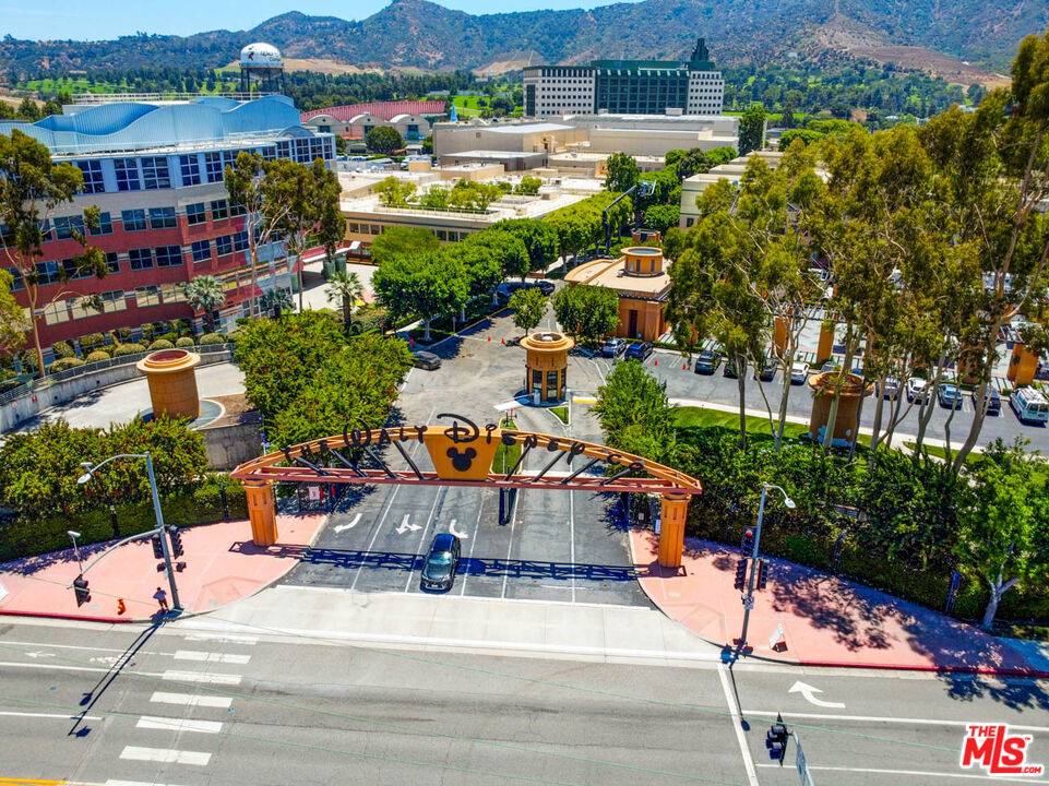 Burbank, CA 91506,318 S Lincoln ST