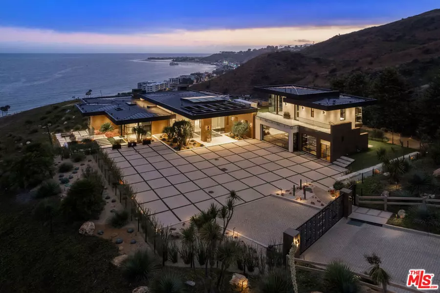5012 Carbon Beach TER, Malibu, CA 90265