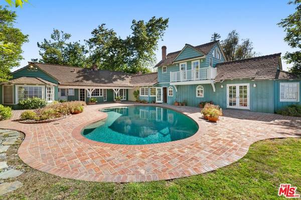 15401 Mulholland DR, Los Angeles, CA 90077