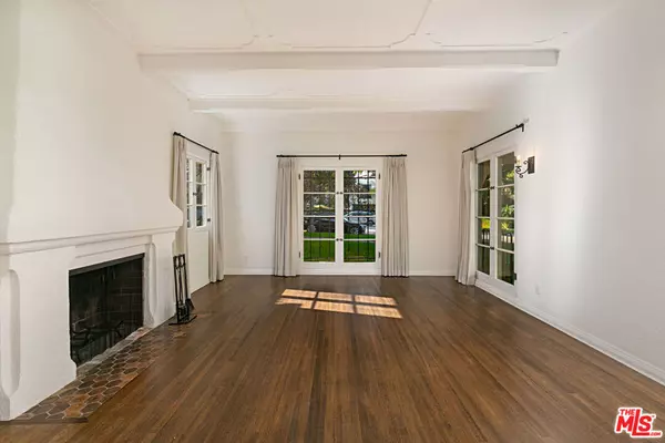 Beverly Hills, CA 90212,466 S Beverwil DR