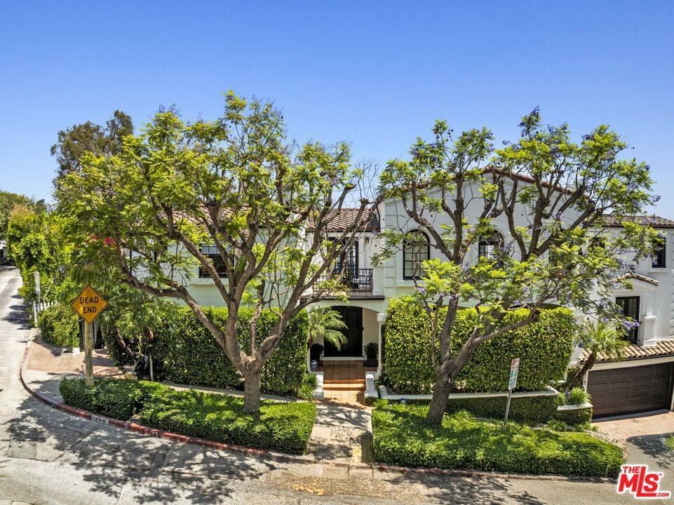 1348 Miller DR, West Hollywood, CA 90069