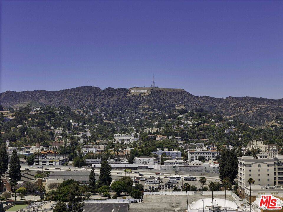 Los Angeles, CA 90028,1539 Gordon ST