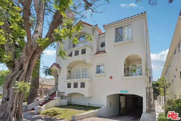 1751 Barry AVE #4, Los Angeles, CA 90025