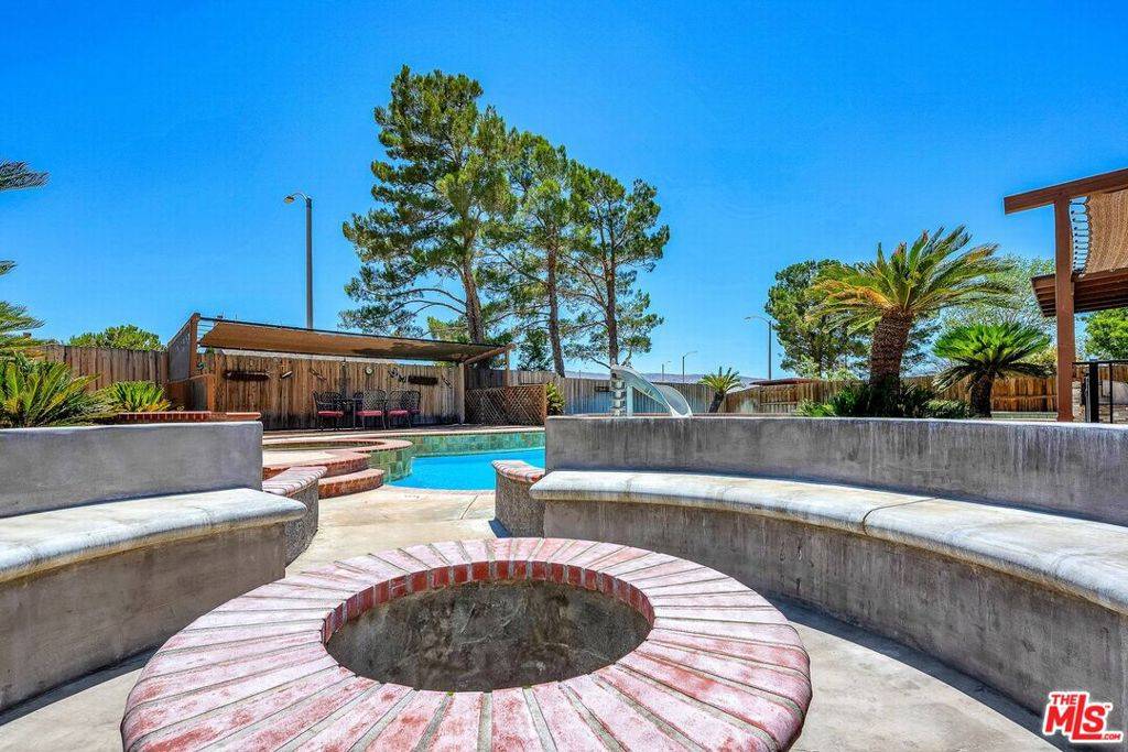 Lancaster, CA 93536,6342 Jonathon ST