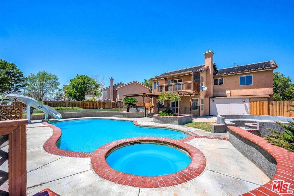 6342 Jonathon ST, Lancaster, CA 93536