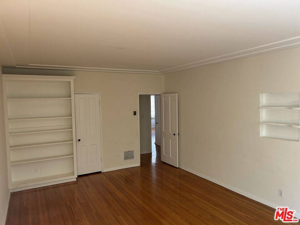 Beverly Hills, CA 90212,244 S Lasky DR #C
