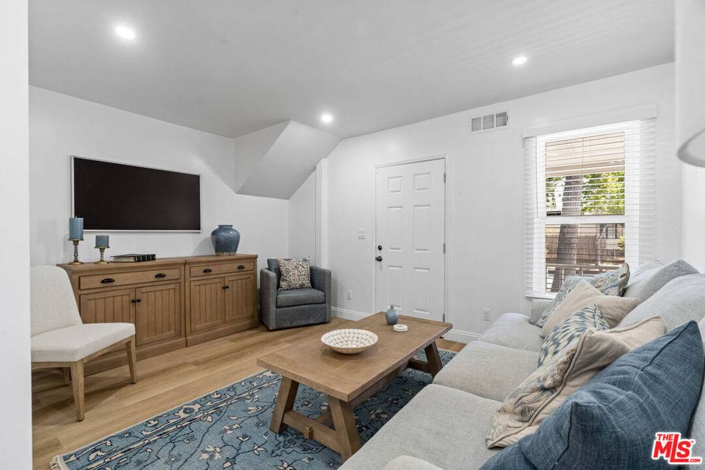 Santa Monica, CA 90404,1848 19th ST
