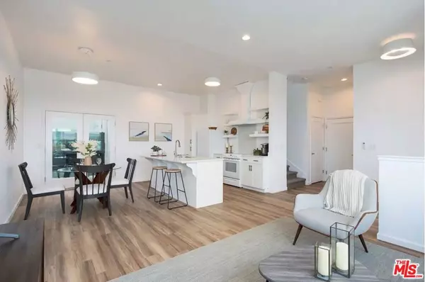 Patterson, CA 95363,720 Schali LN
