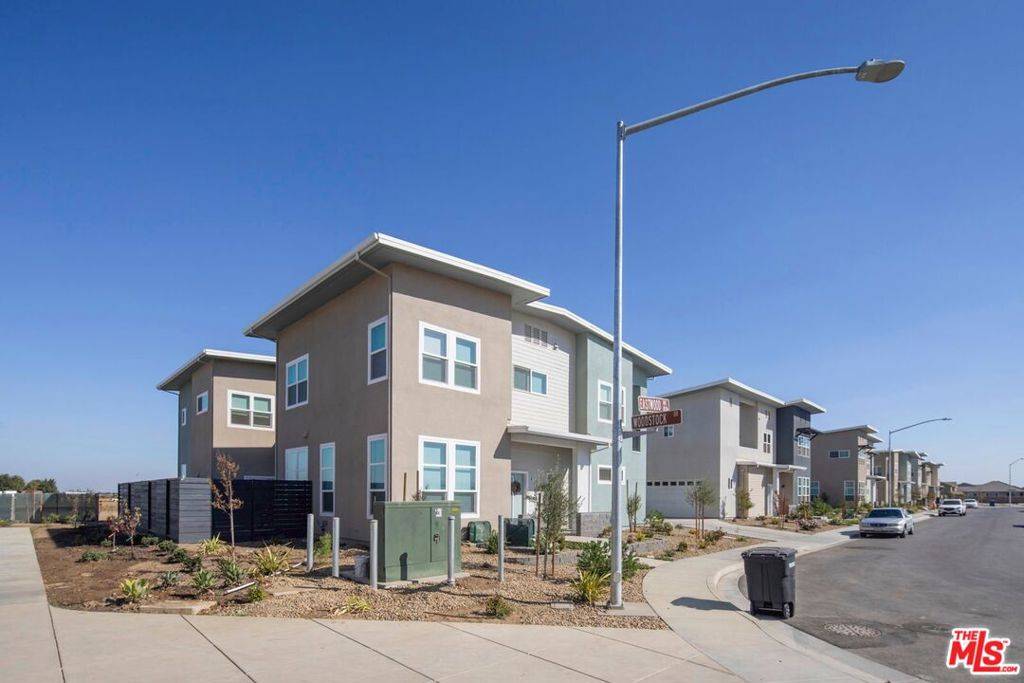 708 Schali LN, Patterson, CA 95363