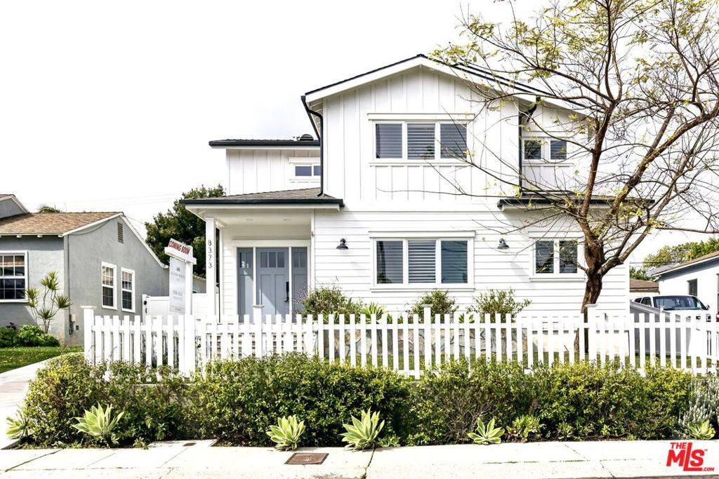 8373 Westlawn AVE, Los Angeles, CA 90045