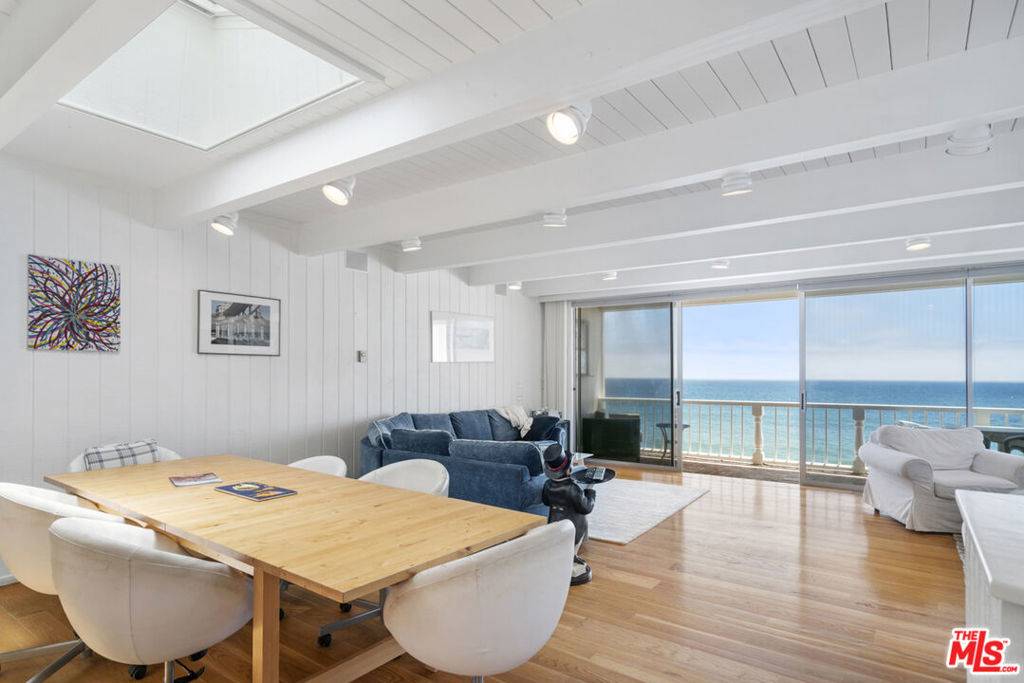 Malibu, CA 90265,11928 Beach Club WAY