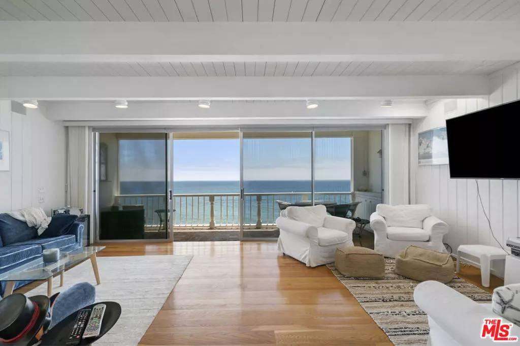 Malibu, CA 90265,11928 Beach Club WAY