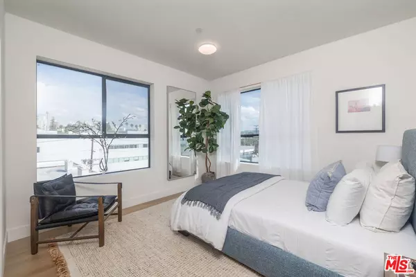 Los Angeles, CA 90025,1822 Overland AVE #503