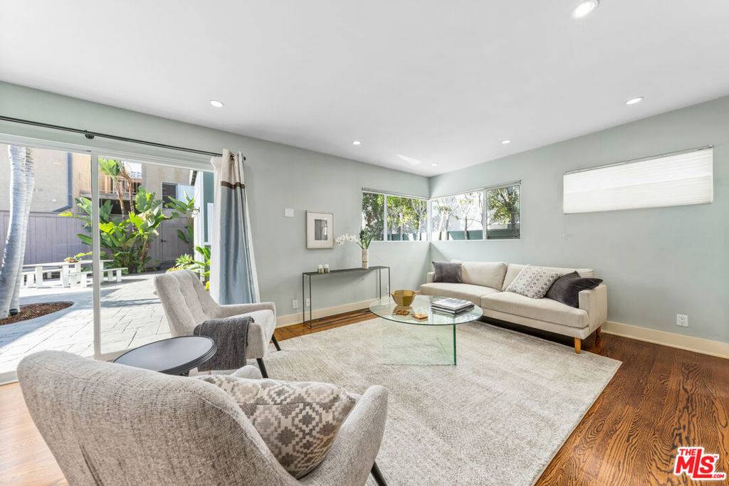 Santa Monica, CA 90405,607 Ashland AVE