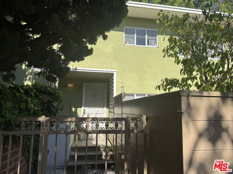 5316 1/2 Village, Los Angeles, CA 90016