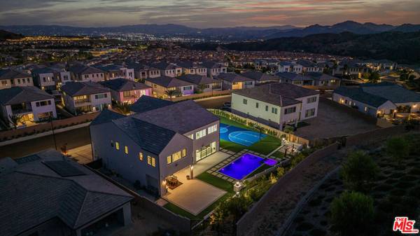 12553 N Ridgeline RD, Porter Ranch, CA 91326