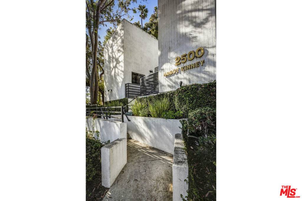 Venice, CA 90291,2500 Abbot Kinney BLVD #25