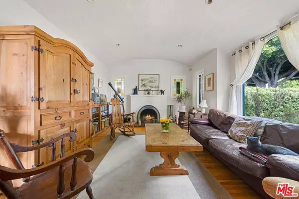 Santa Monica, CA 90405,1345 Maple ST
