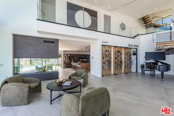 Malibu, CA 90265,6156 Zumirez DR