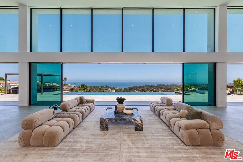 6156 Zumirez DR, Malibu, CA 90265