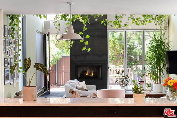 417 Venice WAY, Venice, CA 90291