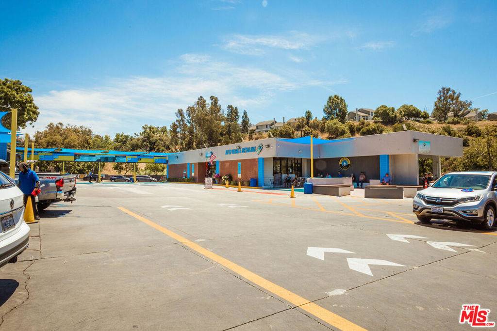 Mission Viejo, CA 92691,23156 Los Alisos BLVD