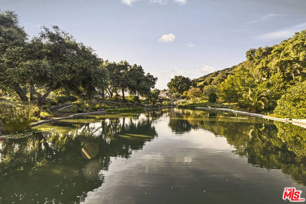 3100 Mandeville Canyon RD, Los Angeles, CA 90049
