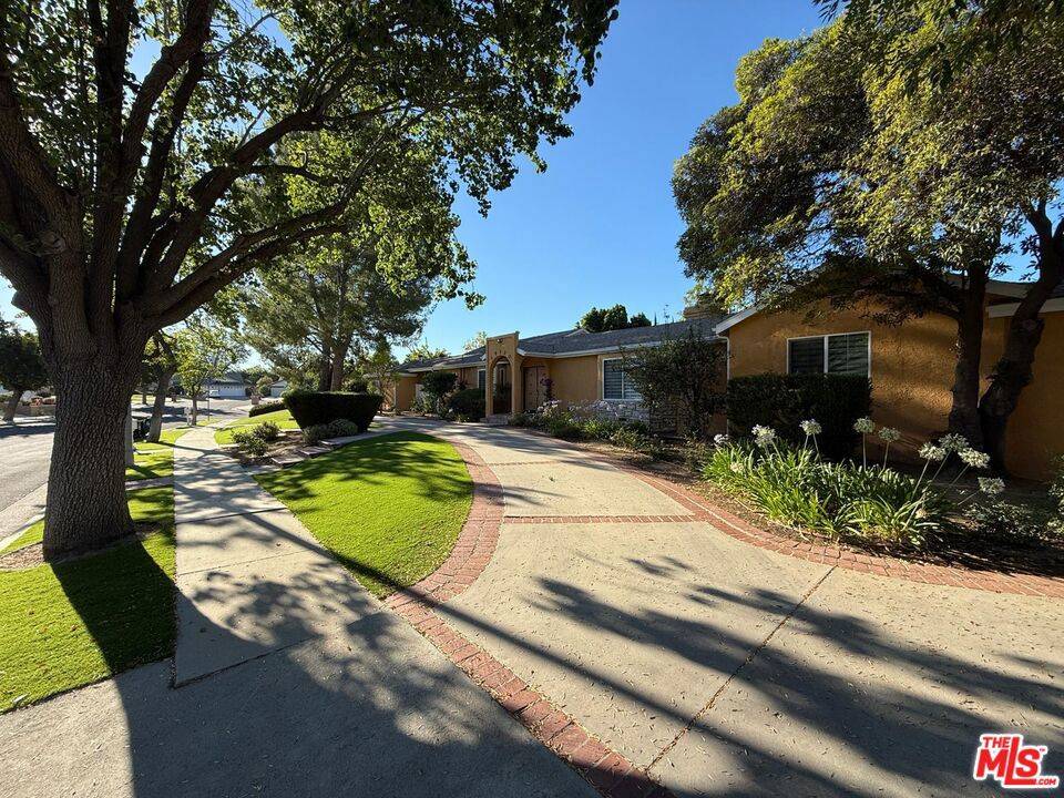 Chatsworth, CA 91311,19730 Tuba ST