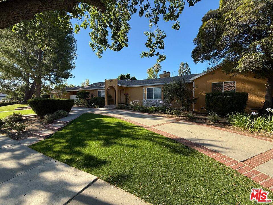 19730 Tuba ST, Chatsworth, CA 91311