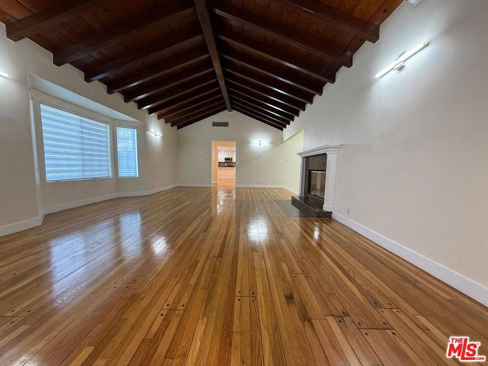 Chatsworth, CA 91311,19730 Tuba ST
