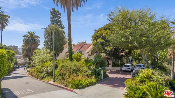 Los Angeles, CA 90068,1979 Grace AVE #3