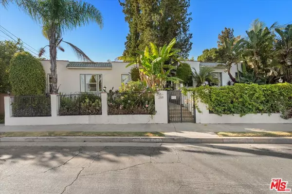 Los Angeles, CA 90065,257 1/2 Isabel ST