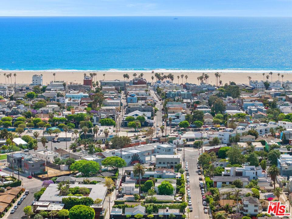 Venice, CA 90291,346 Brooks AVE