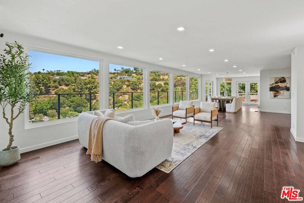 16755 Encino Hills DR, Encino, CA 91436