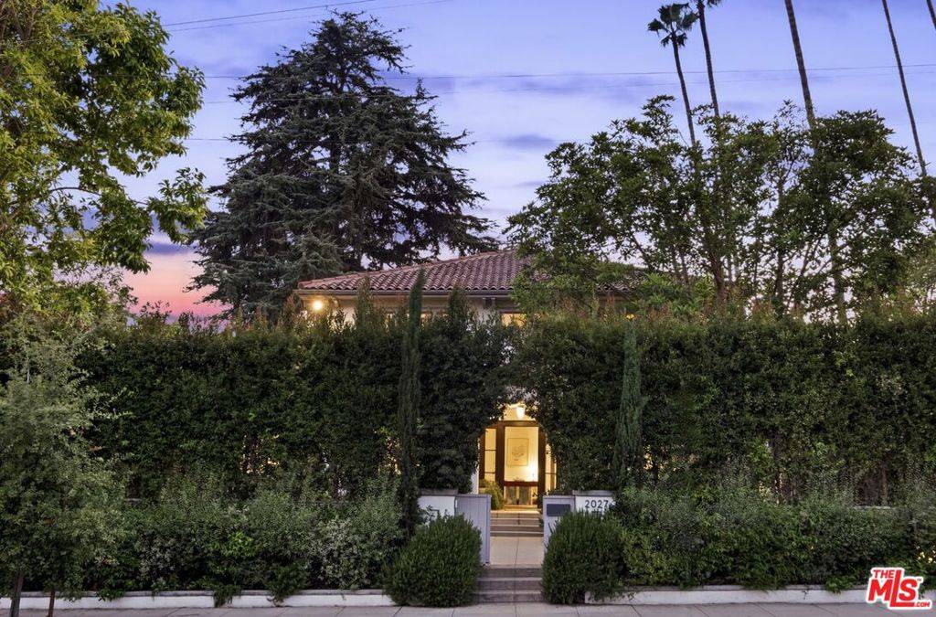 2027 N Canyon DR, Los Angeles, CA 90068