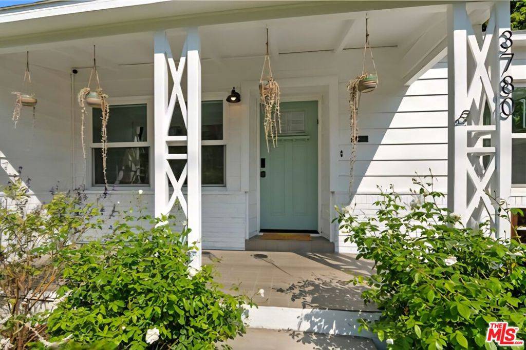 3780 Beethoven ST, Los Angeles, CA 90066