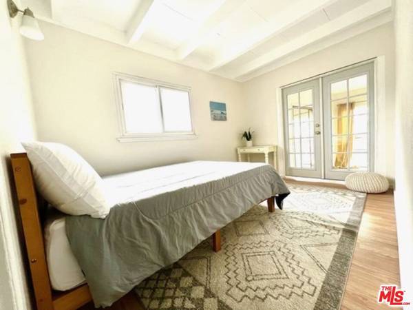 Playa Del Rey, CA 90293,134 Montreal ST