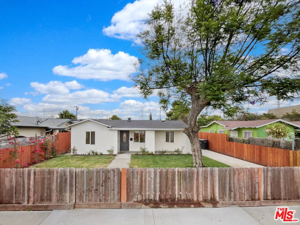 10692 Sycamore AVE, Stanton, CA 90680