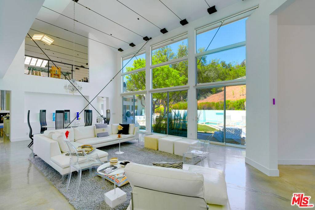 Hidden Hills, CA 91302,24341 Bridle Trail RD